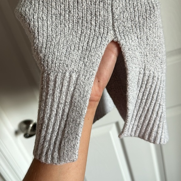 Oversized old navy sweater - Picture 4 of 5